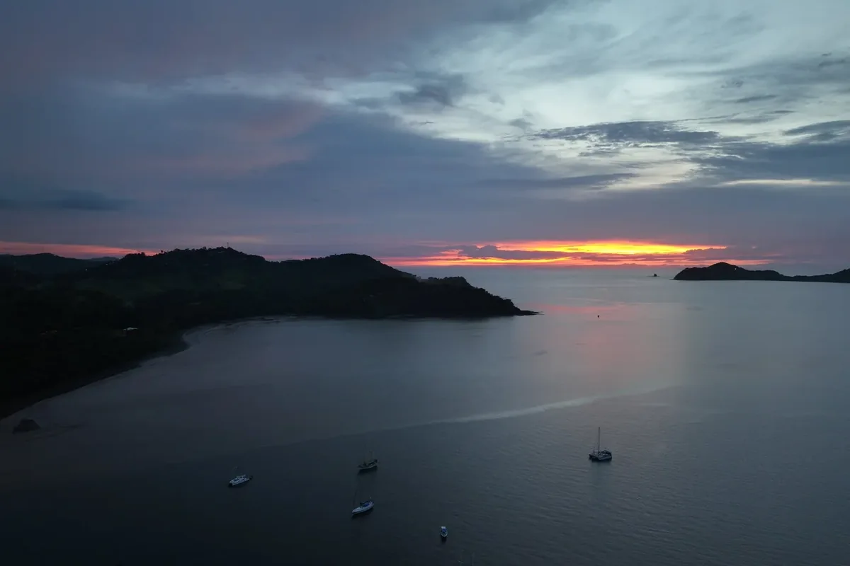 Romantic Getaways in Costa Rica: Best Couples Escapes, Sunset Sails & Thermal Retreats